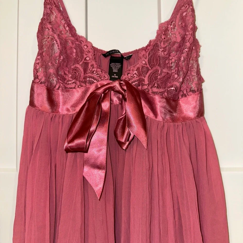 Victoria's Secret Pleated‎ Babydoll Lingerie Lace Trim Ribbon Bow Maroon Size M